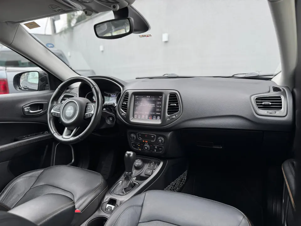 Jeep Compass 2018 — foto 13