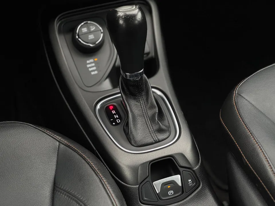 Jeep Compass 2018 — foto 11
