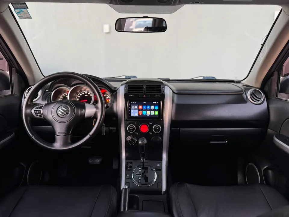 Suzuki Grand Vitara 2010 — foto 10