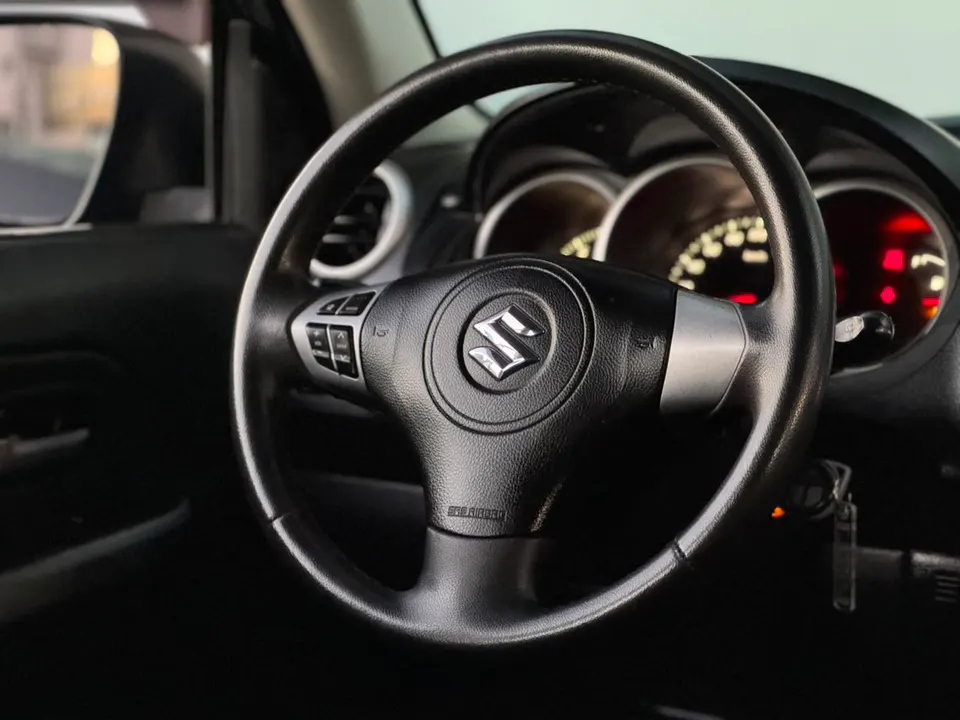 Suzuki Grand Vitara 2010 — foto 8