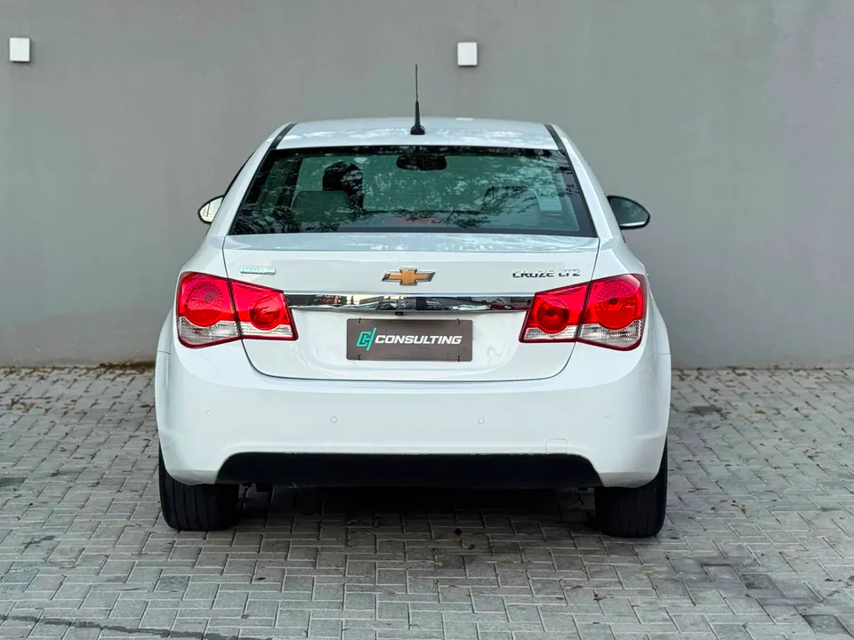 Chevrolet Cruze 2014 — foto 5