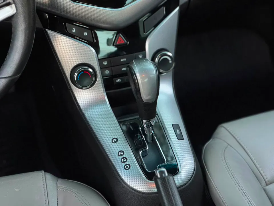 Chevrolet Cruze 2014 — foto 13