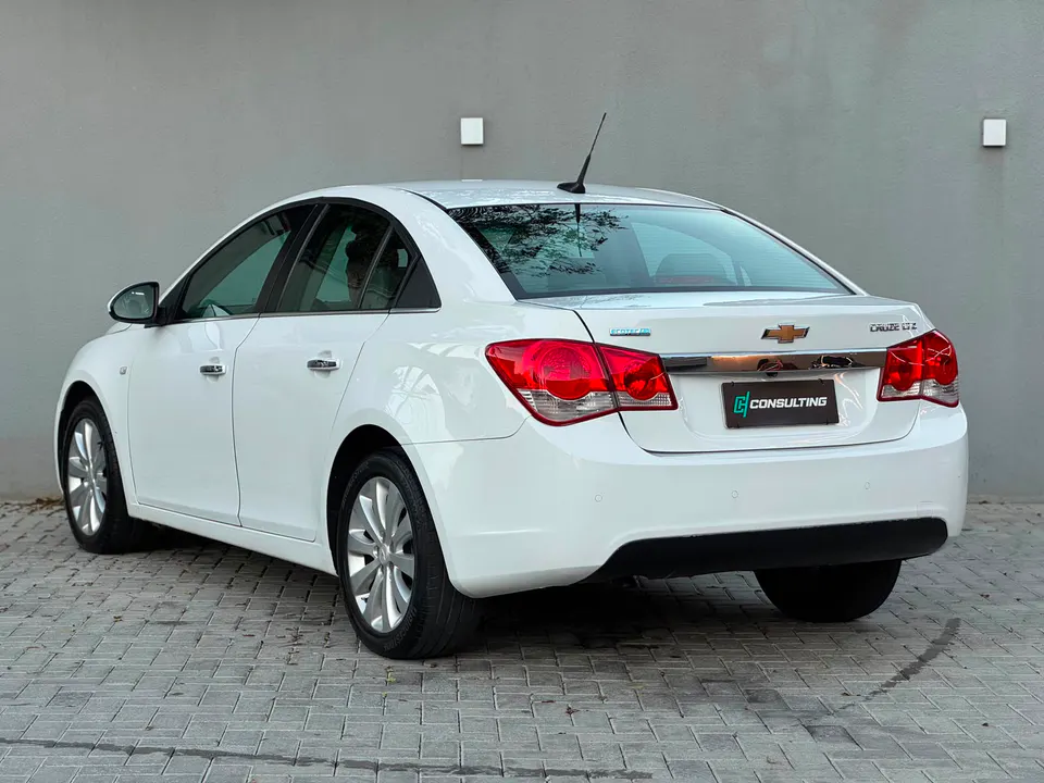 Chevrolet Cruze 2014 — foto 6