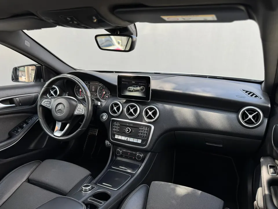Mercedes-Benz Classe A 2018 — foto 13