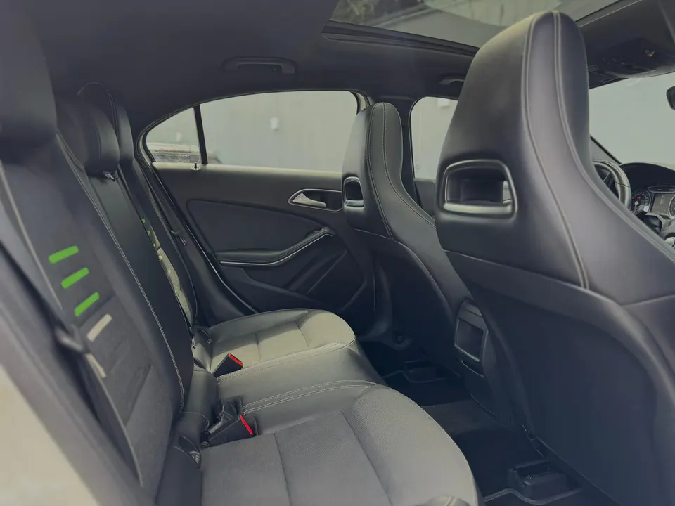 Mercedes-Benz Classe A 2018 — foto 14