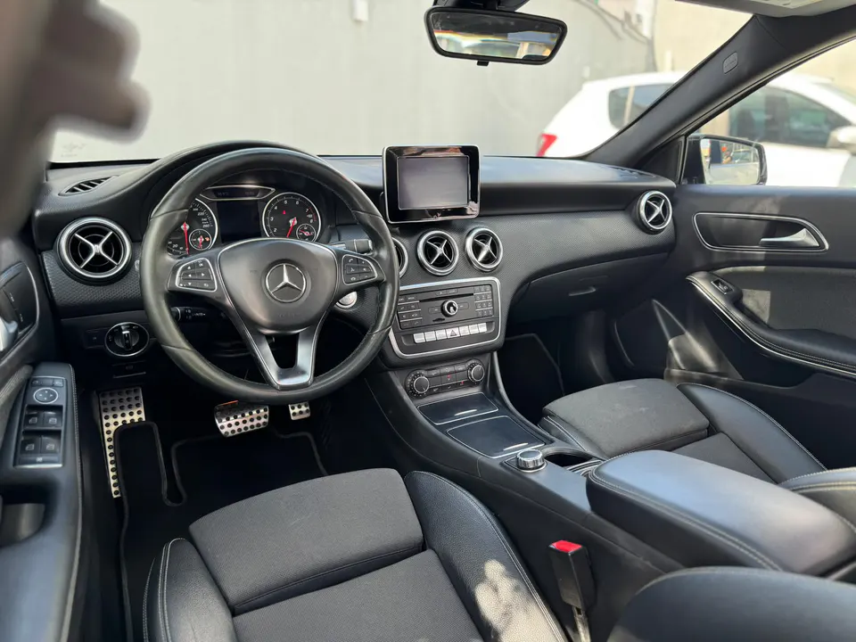 Mercedes-Benz Classe A 2018 — foto 17