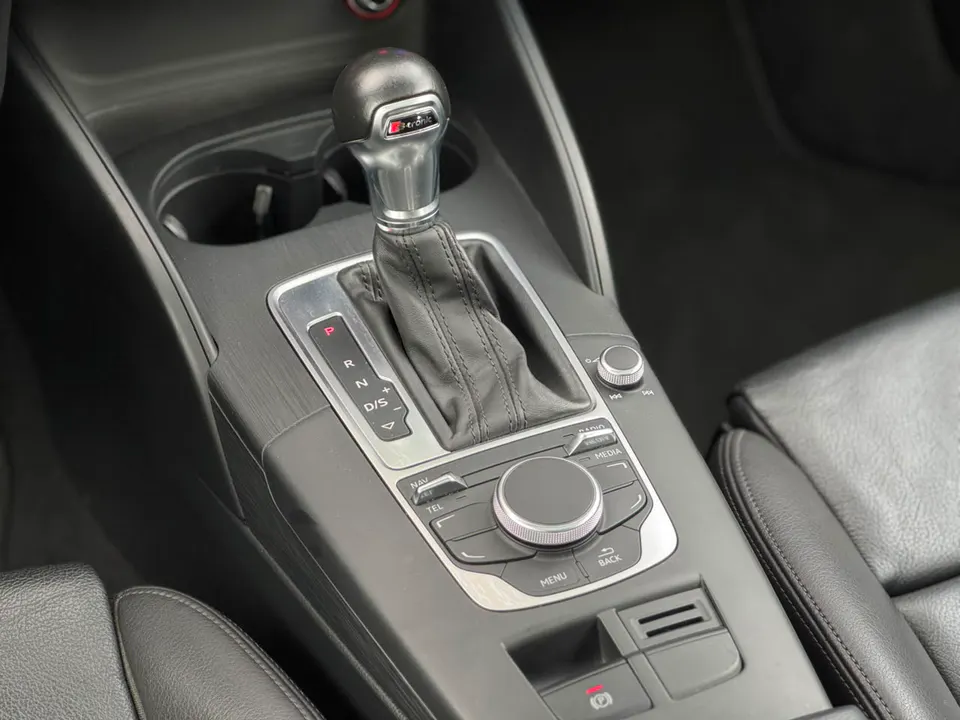 Audi A3 2016 — foto 13