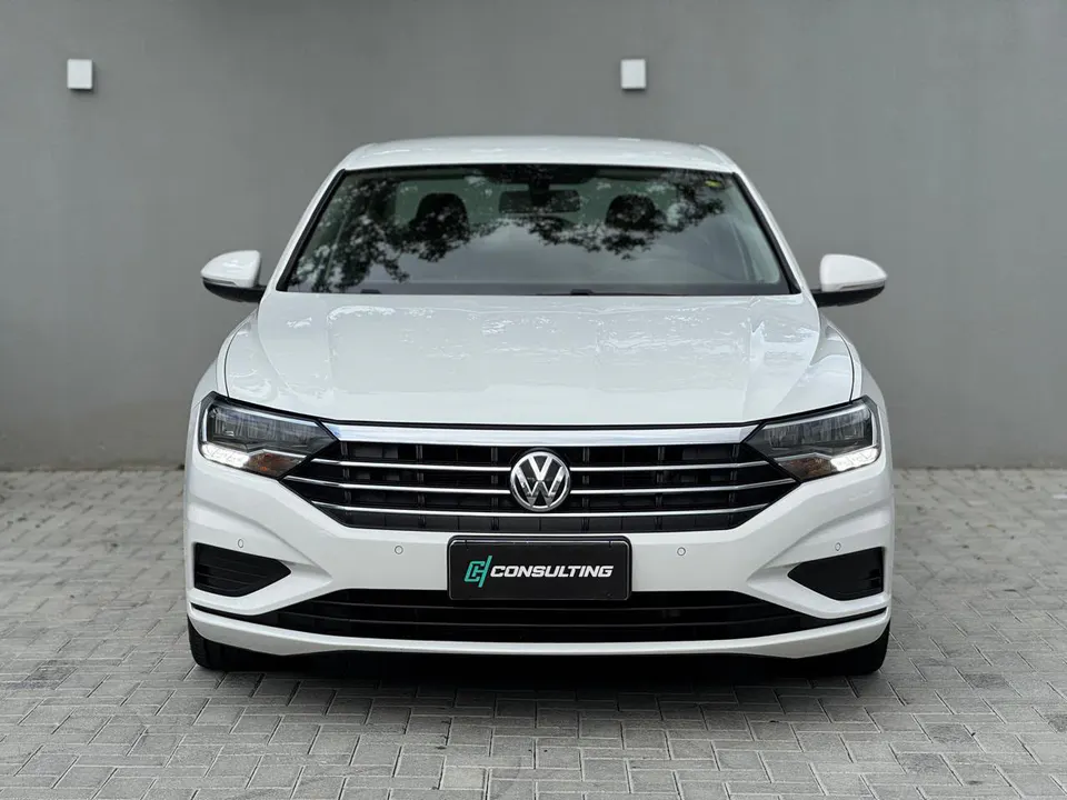 Volkswagen Jetta 2019 — foto 2