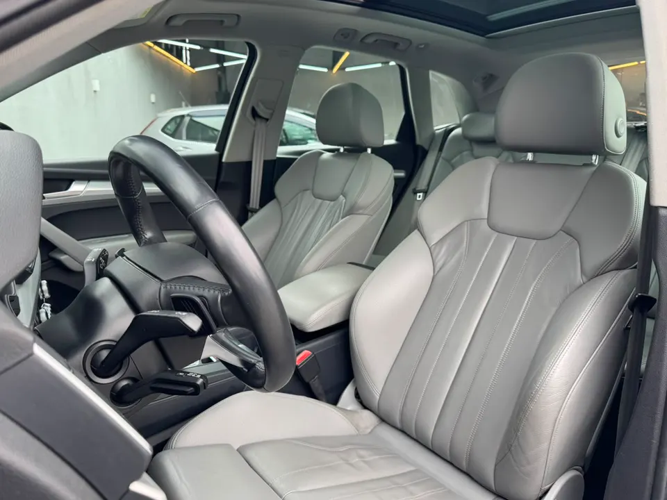 Audi Q5 2018 — foto 9