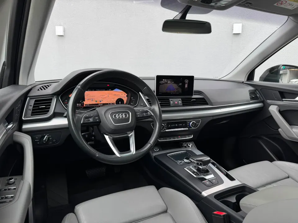 Audi Q5 2018 — foto 11
