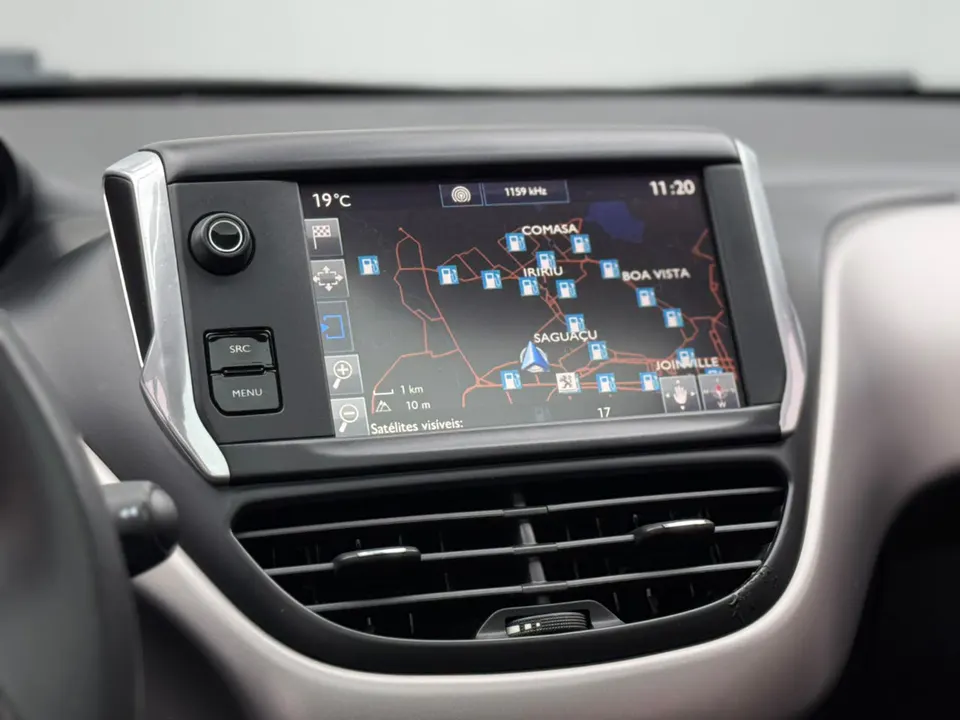 Peugeot 208 2018 — foto 20