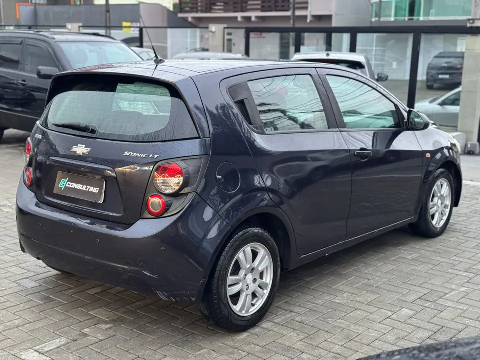 Chevrolet Sonic 2014 — foto 3